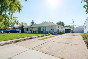 4563 W 88th St, Hometown, IL 60456 - Photo 1