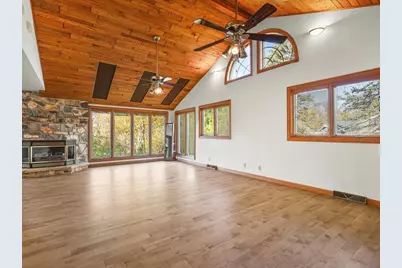 690 Valley Forge Trail, Rockton, IL 61072 - Photo 29