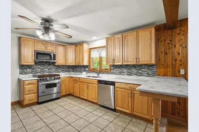 690 Valley Forge Trail, Rockton, IL 61072 - Photo 17