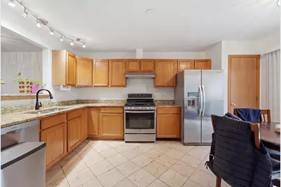 747 River Walk Drive, Wheeling, IL 60090 - Photo 9
