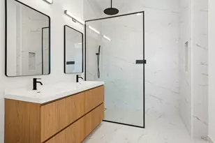 2072 N Western Ave, Chicago, IL 60647 - Photo 17