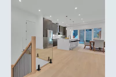 505 W Elm Street #3, Chicago, IL 60610 - Photo 5