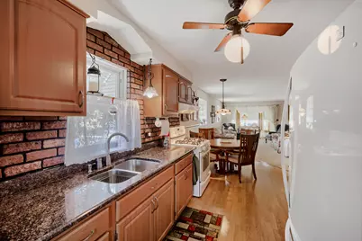 3229 Highland Avenue, Berwyn, IL 60402 - Photo 7