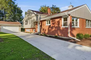 1032 61st St, Downers Grove, IL 60516 - Photo 1