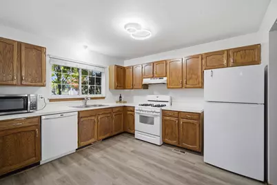 2146 Southwind Circle, Schaumburg, IL 60194 - Photo 9