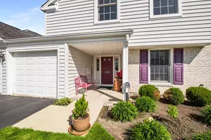 27W710 Windermere Rd, Winfield, IL 60190 - Photo 1