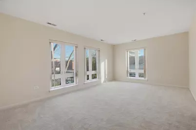 5040 W Warren Street #301, Skokie, IL 60077 - Photo 9