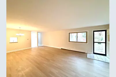 120A Collen Street #104, Lombard, IL 60148 - Photo 5