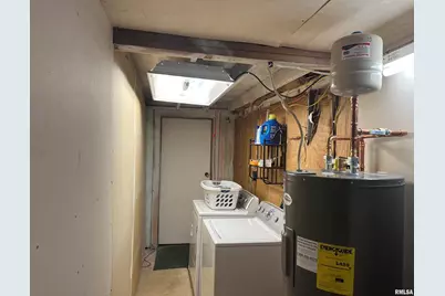 300 E Broadway Boulevard, Johnston City, IL 62951 - Photo 21