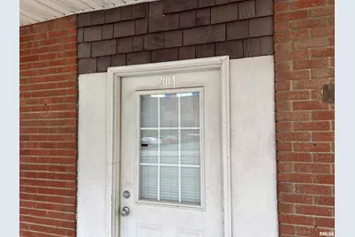300 E Broadway Boulevard, Johnston City, IL 62951 - Photo 7