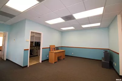 300 W Church Street, Salem, IL 62881 - Photo 7