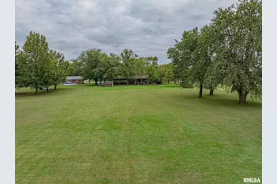 2022 W Main Street, Salem, IL 62881 - Photo 37