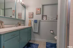 2022 W Main St, Salem, IL 62881 - Photo 25