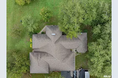 2022 W Main Street, Salem, IL 62881 - Photo 5