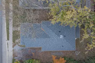 727 N Broadway Ave, Salem, IL 62881 - Photo 19