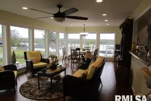 195 E Market St, Elizabethtown, IL 62931 - Photo 5