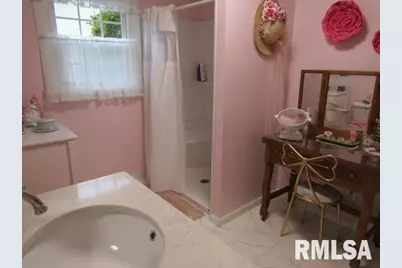 195 E Market Street, Elizabethtown, IL 62931 - Photo 25