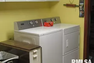 195 E Market St, Elizabethtown, IL 62931 - Photo 15