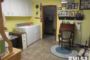 195 E Market St, Elizabethtown, IL 62931 - Photo 29