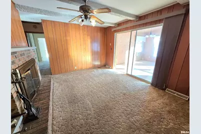 405 Easthaven Drive, Centralia, IL 62801 - Photo 11