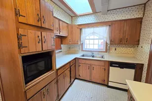 405 Easthaven Dr, Centralia, IL 62801 - Photo 13