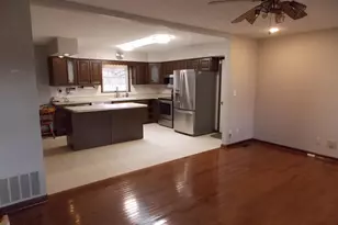 1723 Walnut Hill Rd, Centralia, IL 62801 - Photo 13