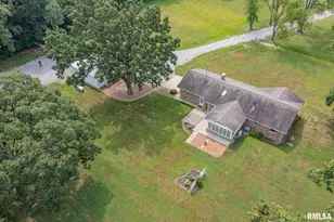 1723 Walnut Hill Rd, Centralia, IL 62801 - Photo 43