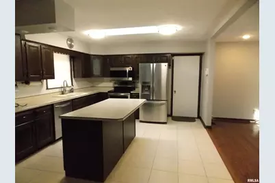 1723 Walnut Hill Road, Centralia, IL 62801 - Photo 11