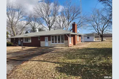 300 N 8th Street, Earlville, IL 62932 - Photo 3