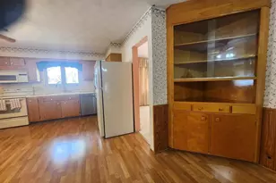 300 N 8th St, Earlville, IL 62932 - Photo 21