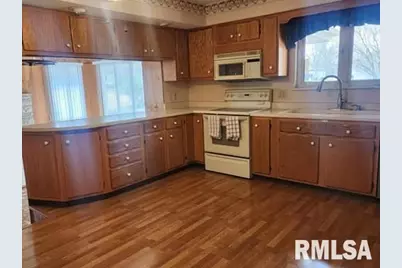 300 N 8th Street, Earlville, IL 62932 - Photo 19