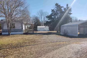 425 Pioneer Ln, Vienna, IL 62995 - Photo 41