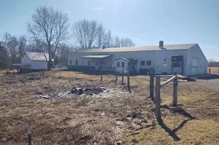 425 Pioneer Ln, Vienna, IL 62995 - Photo 3