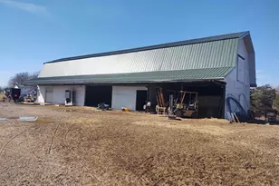 425 Pioneer Ln, Vienna, IL 62995 - Photo 27