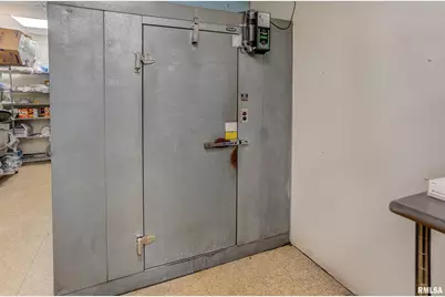 109 S Park Street, Sesser, IL 62884 - Photo 17