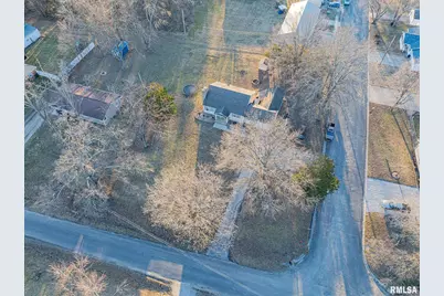 1201 N Franklin Street, Salem, IL 62881 - Photo 7