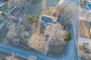 1201 N Franklin St, Salem, IL 62881 - Photo 7