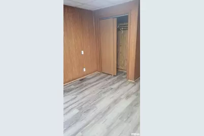 211 W Bryan Street, Herrin, IL 62948 - Photo 7