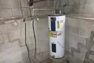 3936 W Sycamore St, Carterville, IL 62918 - Photo 21