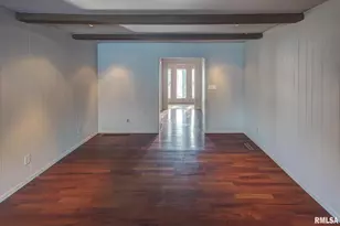 333 N Lakeview Dr, Salem, IL 62881 - Photo 15