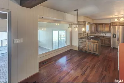 333 N Lakeview Drive, Salem, IL 62881 - Photo 13