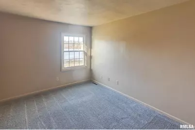 333 N Lakeview Drive, Salem, IL 62881 - Photo 33