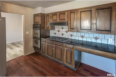 333 N Lakeview Drive, Salem, IL 62881 - Photo 21