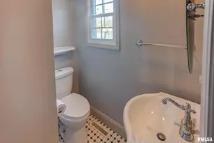 333 N Lakeview Dr, Salem, IL 62881 - Photo 27