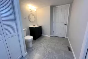 421 N 18th St, Herrin, IL 62948 - Photo 15