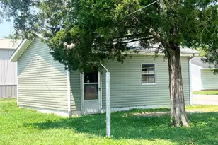 421 N 18th St, Herrin, IL 62948 - Photo 21