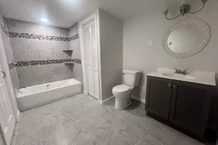 421 N 18th St, Herrin, IL 62948 - Photo 13