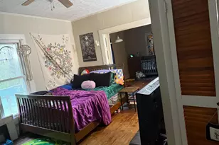 315 W Furlong St, Carrier Mills, IL 62917 - Photo 5