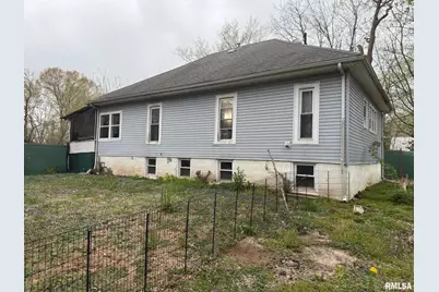 315 W Furlong Street, Carrier Mills, IL 62917 - Photo 11