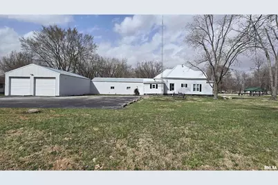 205 Shaw Street, Harrisburg, IL 62946 - Photo 3